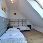 Apartament Everysky - Leśny Dom 16 - 18 *
