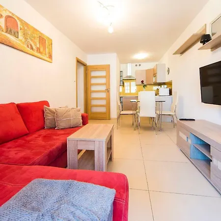 Everysky - Lesny Dom 16 - 18 Apartman *