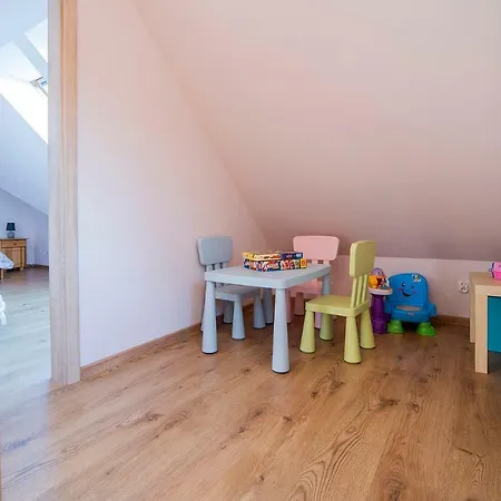 Everysky - Lesny Dom 16 - 18 *