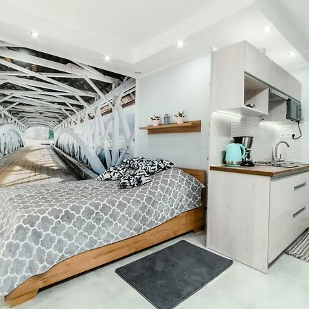 Everysky - Lesny Dom 16 - 18 *