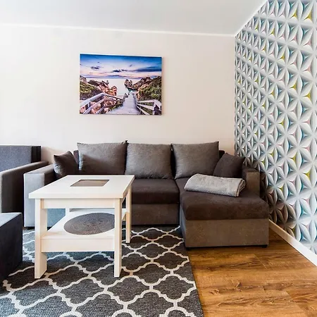 Everysky - Lesny Dom 16 - 18 *