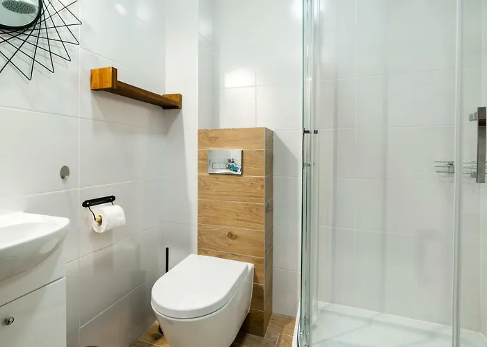 Everysky - Lesny Dom 16 - 18 *