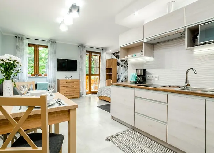 Appartamento Everysky - Lesny Dom 16 - 18 *