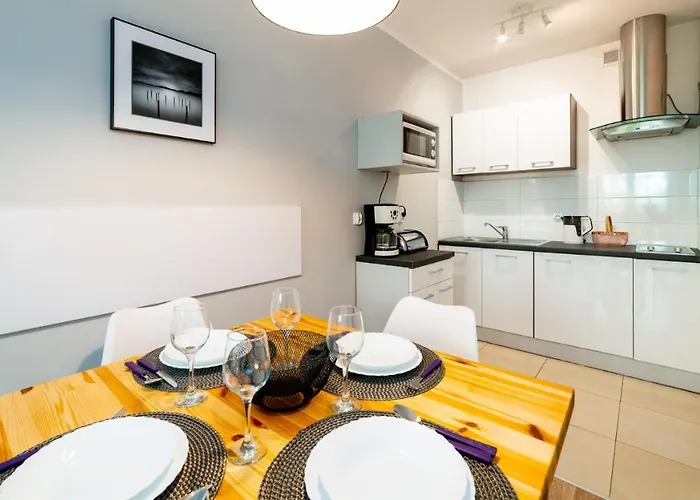 Everysky - Lesny Dom 16 - 18 *